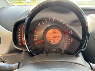 Voertuigafbeelding 9