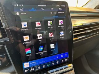 Voertuigafbeelding 12