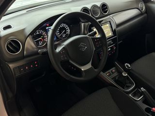 Voertuigafbeelding 8