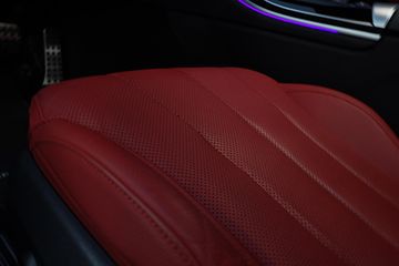 Voertuigafbeelding 19