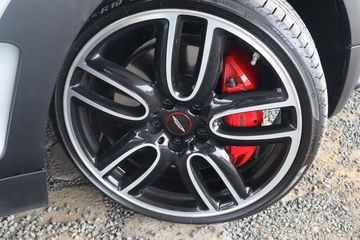 Voertuigafbeelding 13