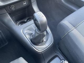 Voertuigafbeelding 17