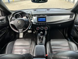 Voertuigafbeelding 18