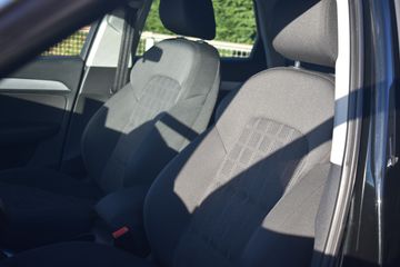 Voertuigafbeelding 9