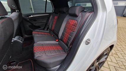 Voertuigafbeelding 15