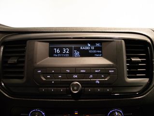 Voertuigafbeelding 15