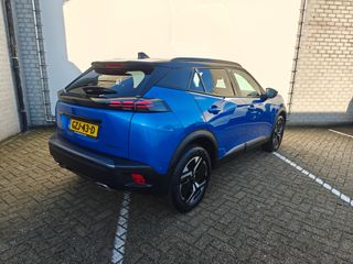 Voertuigafbeelding 8