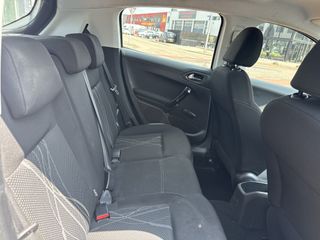 Voertuigafbeelding 27