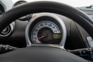 Voertuigafbeelding 12