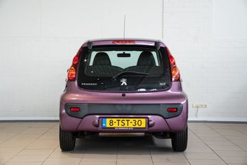 Voertuigafbeelding 6