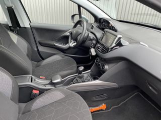 Voertuigafbeelding 16