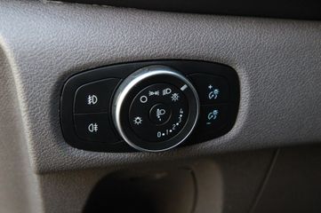 Voertuigafbeelding 16