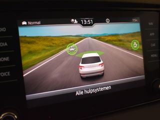 Voertuigafbeelding 16