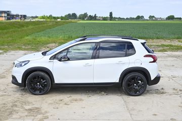 Voertuigafbeelding 6