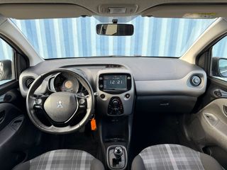 Voertuigafbeelding 17