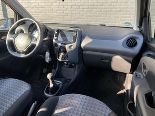 Voertuigafbeelding 12