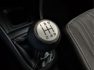 Voertuigafbeelding 17