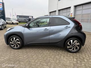 Voertuigafbeelding 8