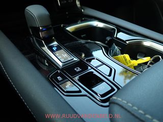 Voertuigafbeelding 8