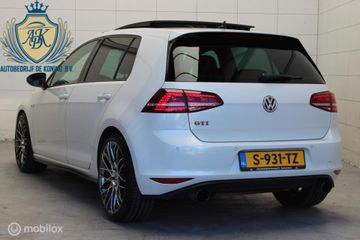 Voertuigafbeelding 3