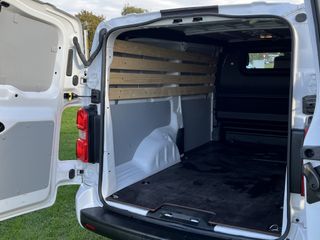 Voertuigafbeelding 30