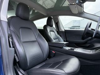 Voertuigafbeelding 13