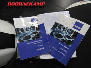 Voertuigafbeelding 9