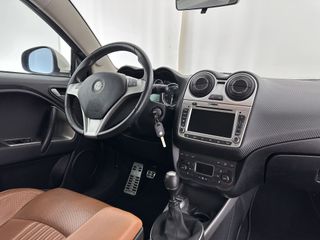 Voertuigafbeelding 6