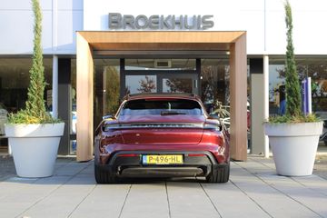 Voertuigafbeelding 4