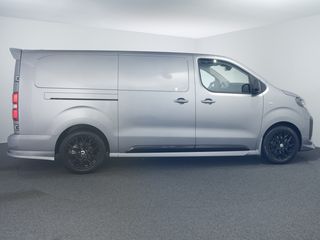 Voertuigafbeelding 13