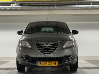 Voertuigafbeelding 1