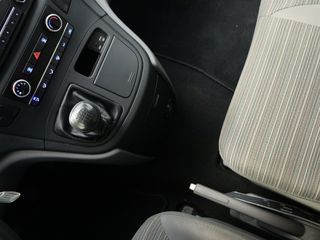 Voertuigafbeelding 38