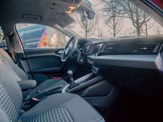 Voertuigafbeelding 24