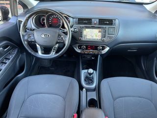 Voertuigafbeelding 5