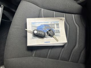 Voertuigafbeelding 13