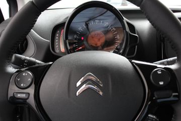 Voertuigafbeelding 15