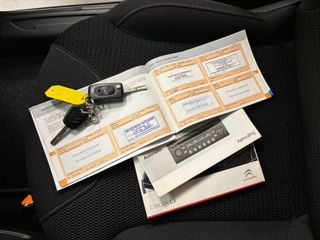 Voertuigafbeelding 16