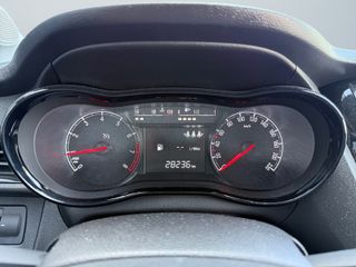 Voertuigafbeelding 15