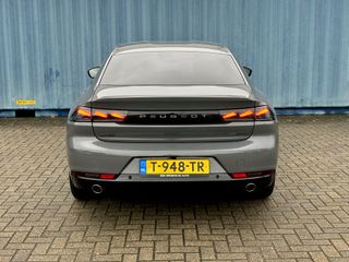 Voertuigafbeelding 8