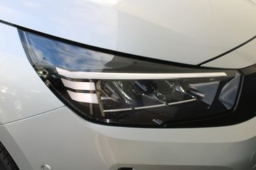 Voertuigafbeelding 32