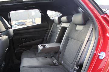 Voertuigafbeelding 6