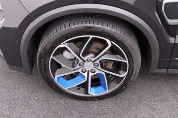 Voertuigafbeelding 6