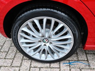 Voertuigafbeelding 34