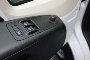 Voertuigafbeelding 26