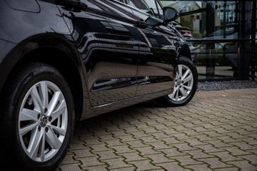 Voertuigafbeelding 6