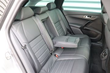 Voertuigafbeelding 16