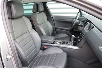 Voertuigafbeelding 18