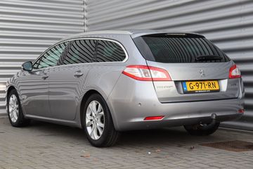 Voertuigafbeelding 6