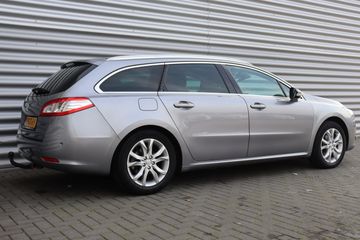 Voertuigafbeelding 8