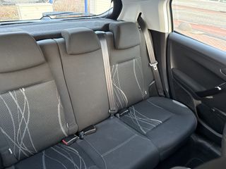 Voertuigafbeelding 30